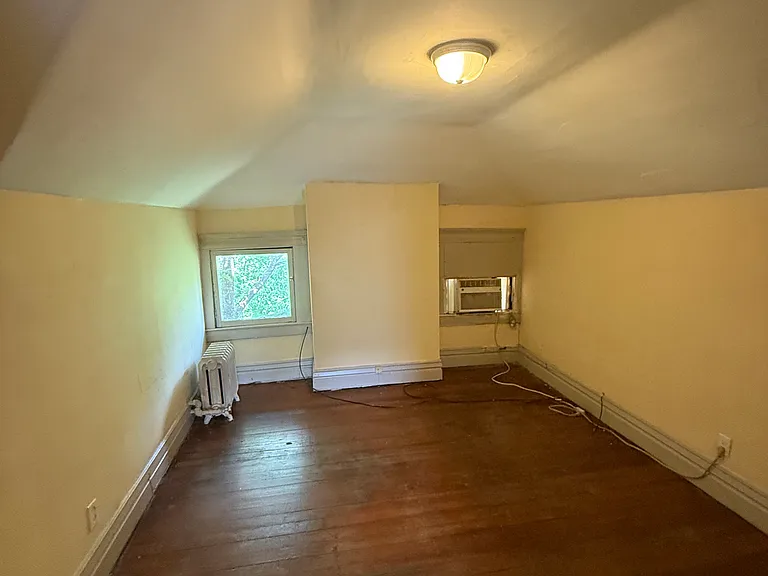 207 Bradford St #D — Photo 2