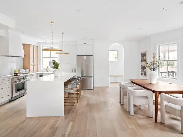 111 Elm St #1, Somerville, MA 02144