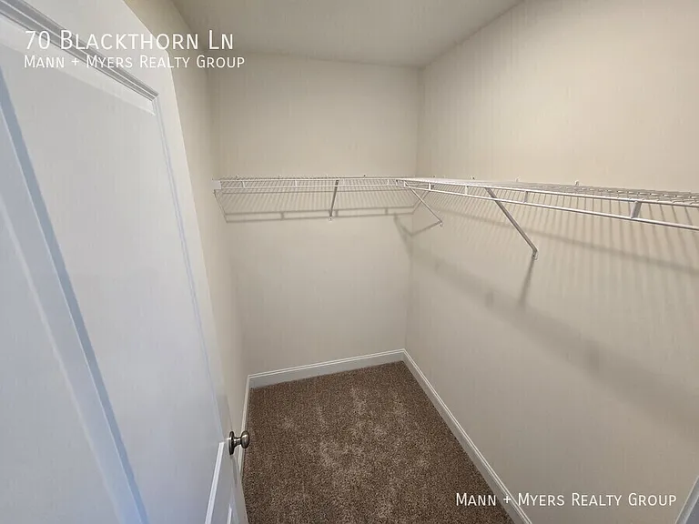 70 Blackthorn Ln — Photo 30