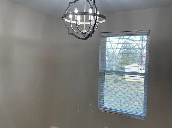 1225 W Hanna St, Denison, TX 75020