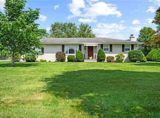 6944 Rolling Ridge Rd NE, Canton, OH 44721