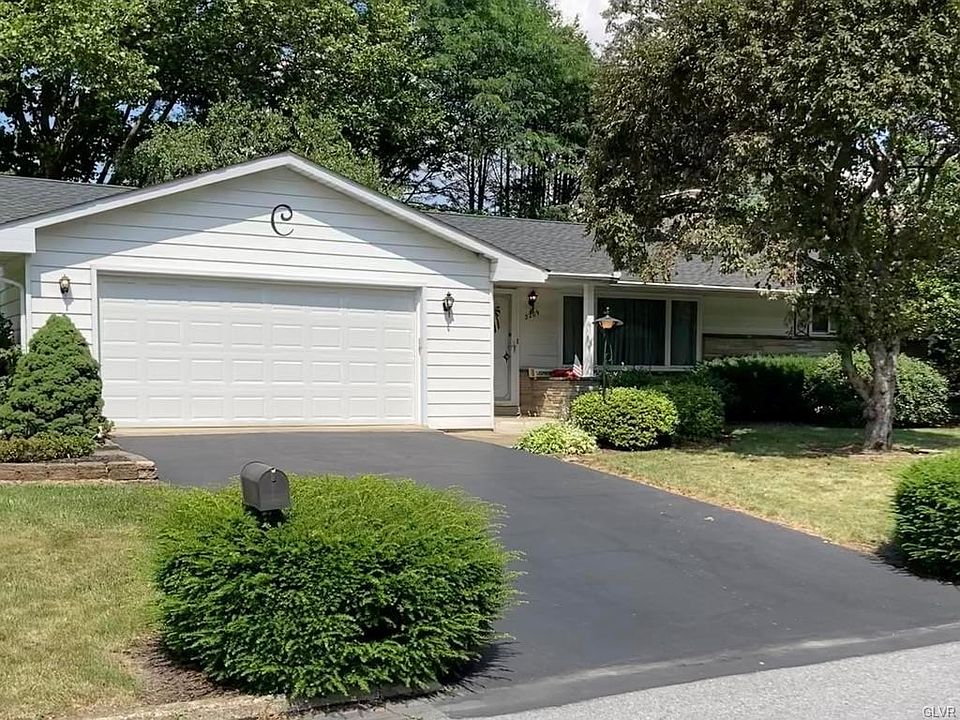 1st image of 3209 Highland Dr