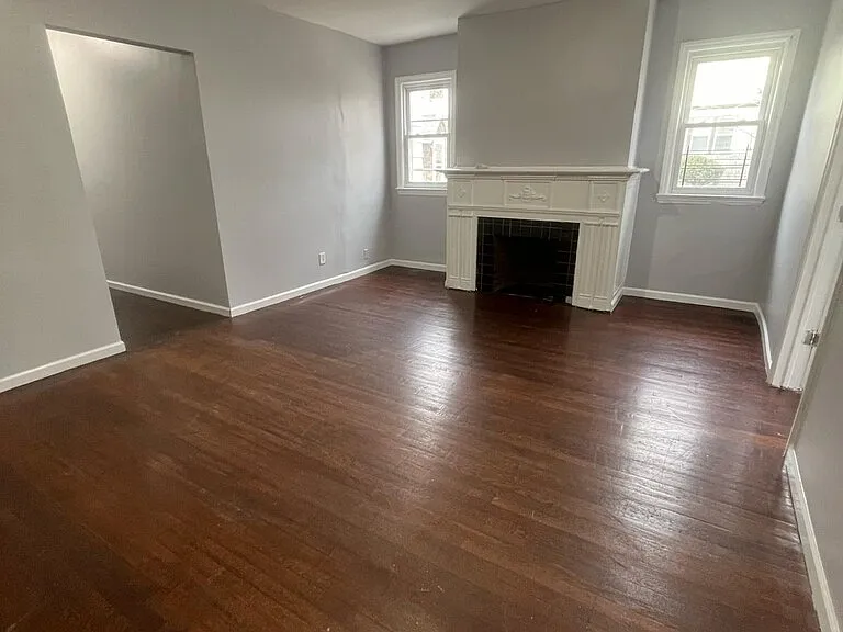 102 Grumman Ave #1 — Photo 4