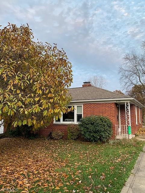 1st image of 630 Acker Dr