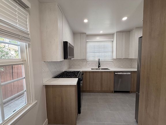 5th image of 7949 Aldea Ave