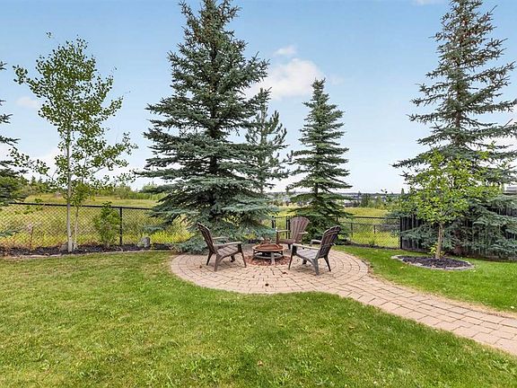 4th image of 50 SE Kincora Park NW