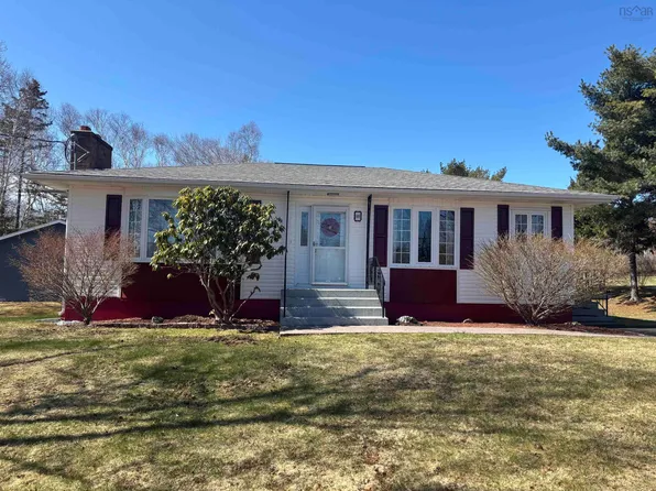 69 Sunrise Dr, Georges River, NS B1Y 3B9
