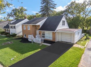 518 Winston Ln, Chicago Heights, IL 60411