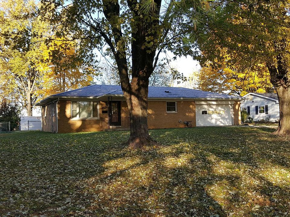 1st image of 2104 Danbury Dr