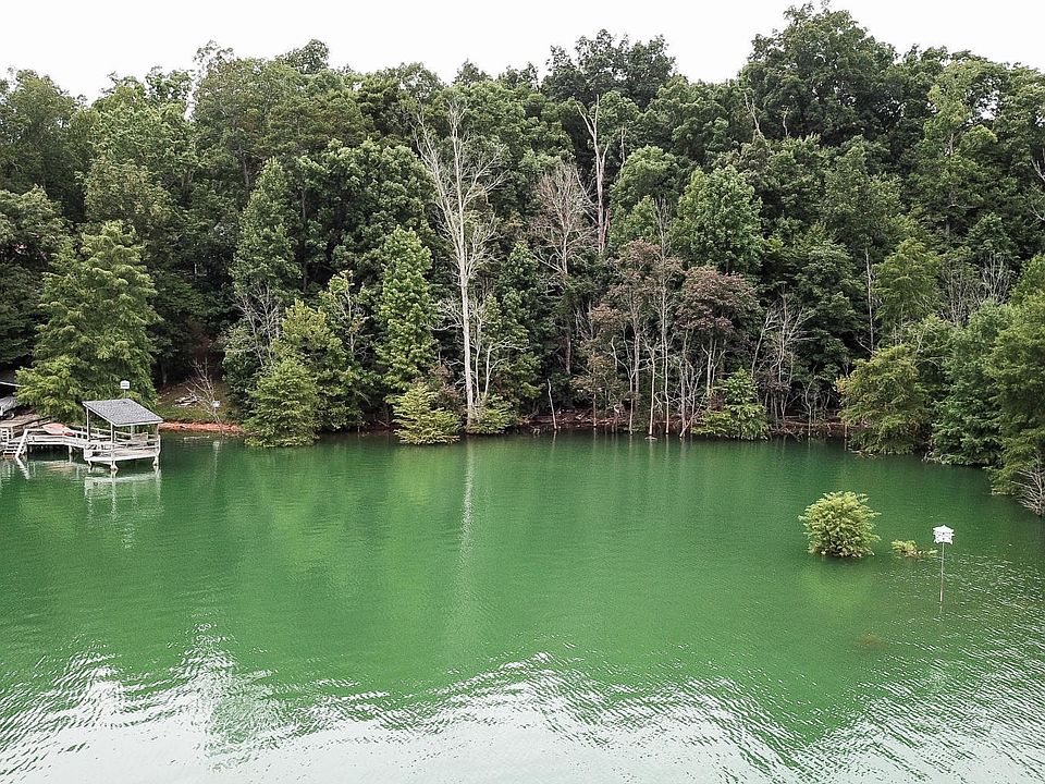 2nd image of 168 Mill Creek Run Ln