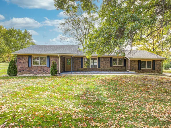 8245 McWhorter Rd, Martinsville, IN 46151