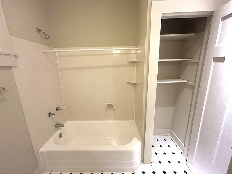 222 S Telemachus St #1 — Photo 12