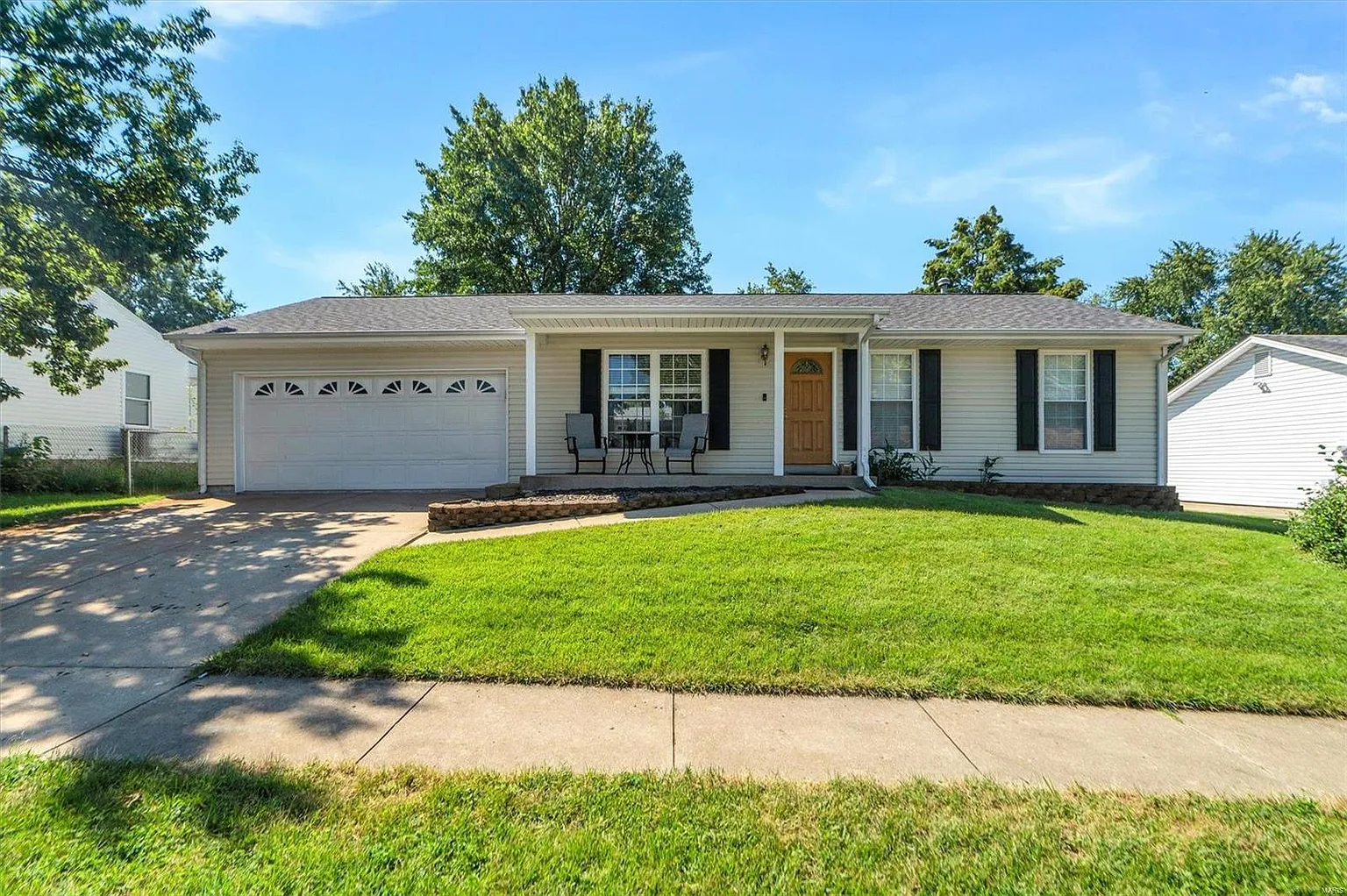 1314 Manuka Dr photo 1