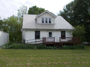 5706 Todds Mill Rd, Pinckneyville, IL 62274