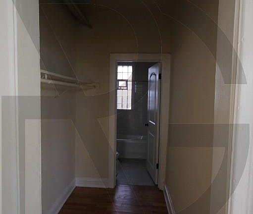 5th image of 4614 N Paulina St #4614101