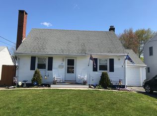 33 Mapledale Ave, Succasunna, NJ 07876