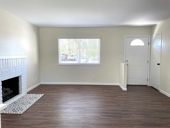 3rd image of 6331 Balmoral Dr
