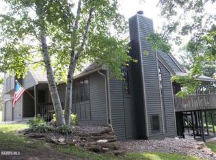 3 Moraine Way, Galena, IL 61036