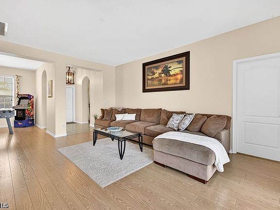 5th image of 8912 Wellington Lakes Ct