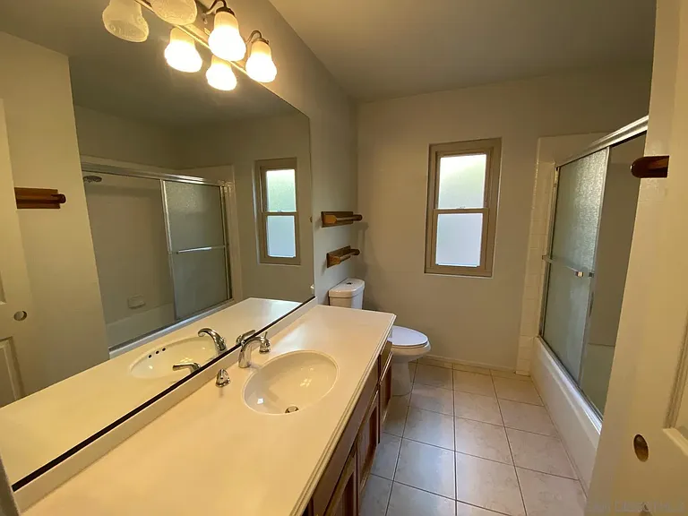 12592 Heatherfield Ln — Photo 24