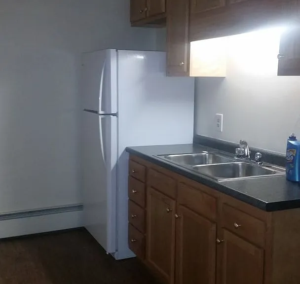 124 E Martin St — Photo 8