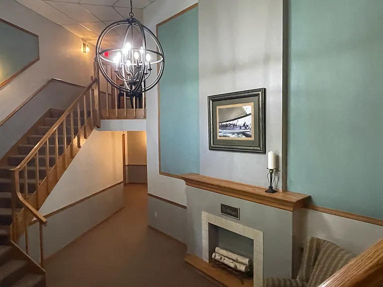 1430 Garay Ln — Photo 16