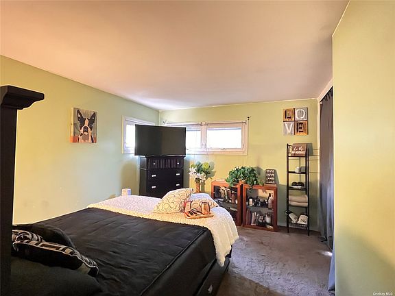 4th image of 23 Wittman Ln