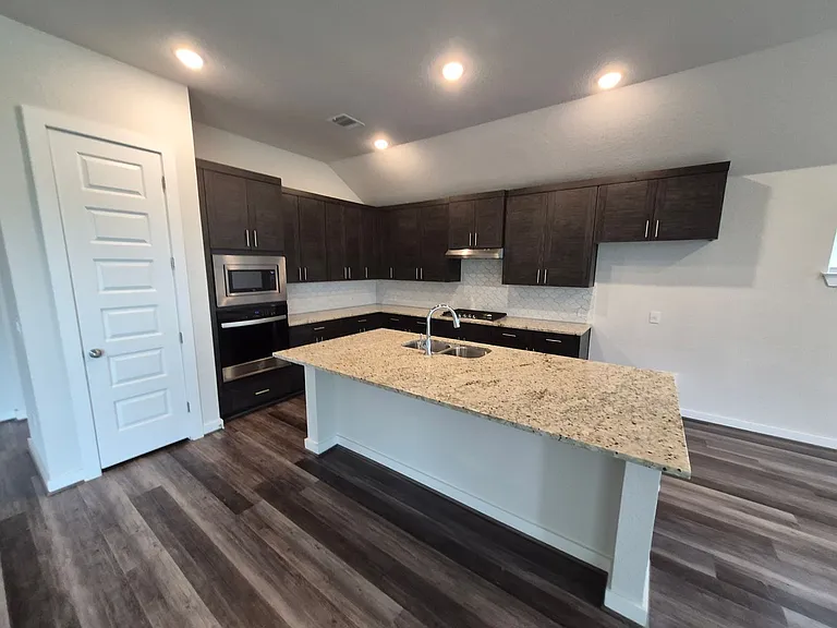 11321 Hollering Pass — Photo 29