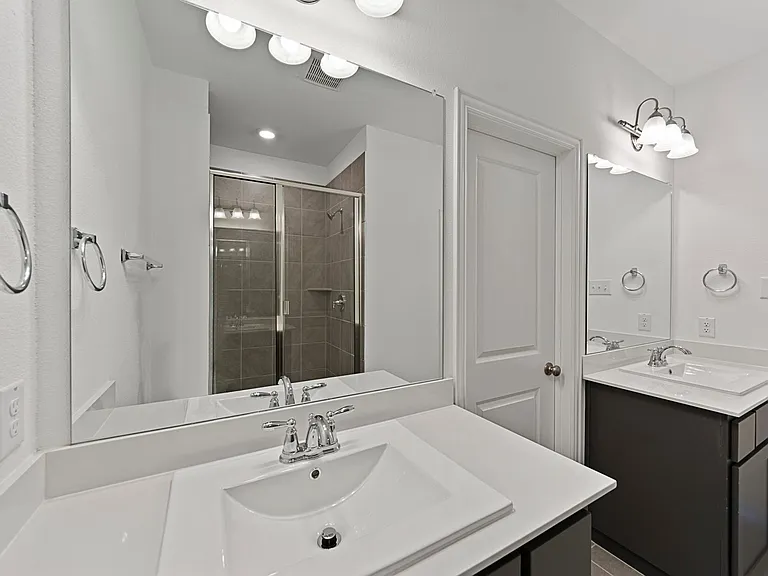 3309 Penn Blvd — Photo 12