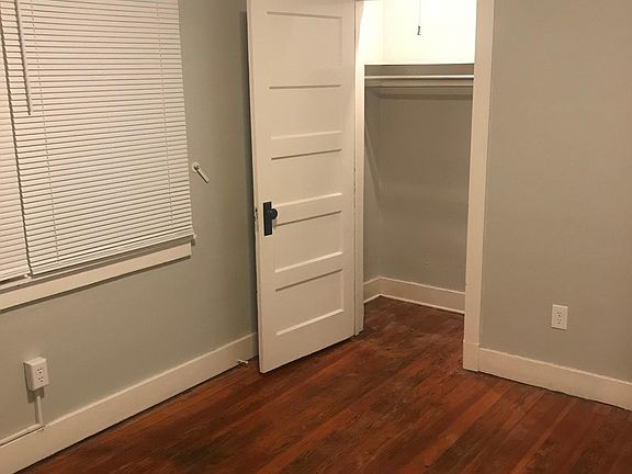 4th image of 311 Fewel St #2