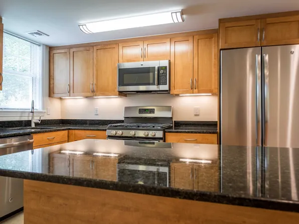 (undisclosed Address), Chestnut Hill, MA 02467