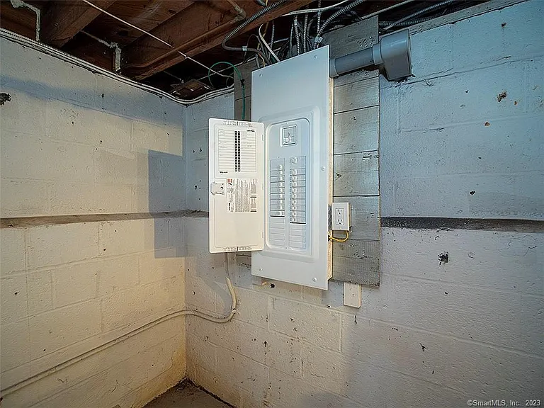 30 Seaview Ave — Photo 34