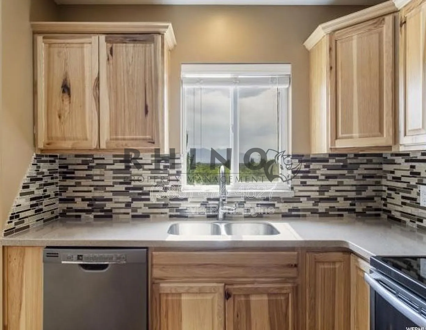 2 bed, 1.0 bath, 870 sqft, $1,645 — Photo 1