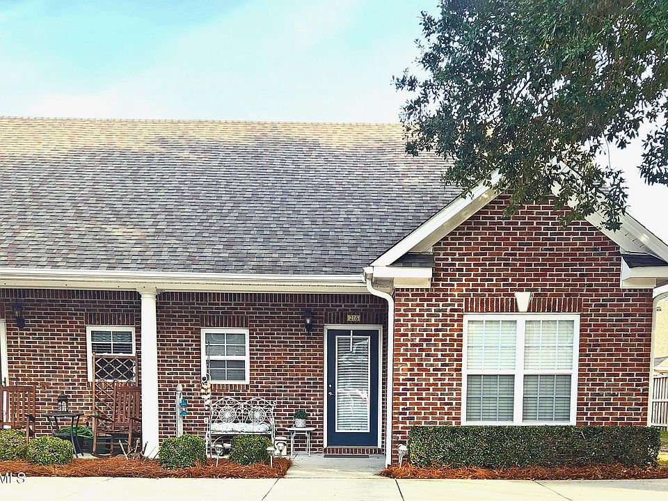1st image of 216 Eucalyptus Lane