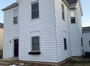 409 Douglas St APT 2, Bloomington, IL 61701