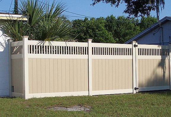 2014 new vinyl fence - East