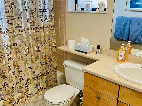 5th image of 4640 Lucerne Lakes Blvd Unit 504