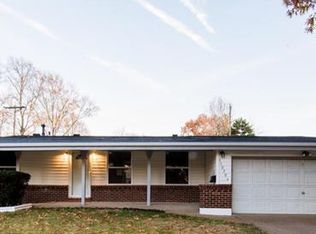 11030 Landseer Dr, Saint Louis, MO 63136