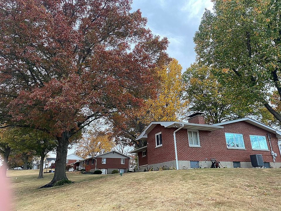 2nd image of 723 Tanglewood Acres
