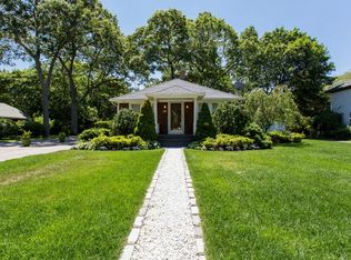 18 Argonne Rd E, Hampton Bays, NY 11946