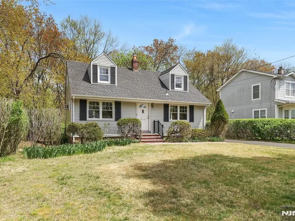 659 Newcomb Rd, Ridgewood, NJ 07450
