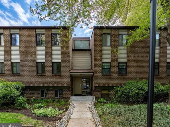 5 Suntop Ct Unit T1, Baltimore, MD 21209