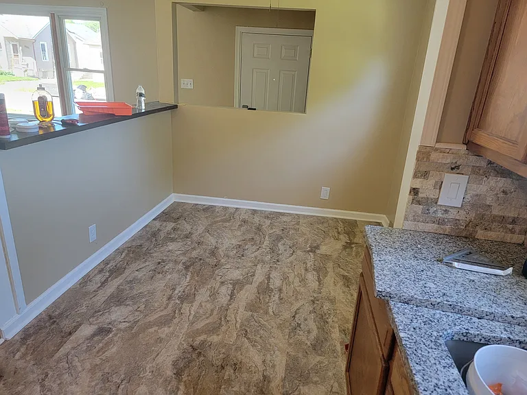 26053 Clancy St — Photo 6