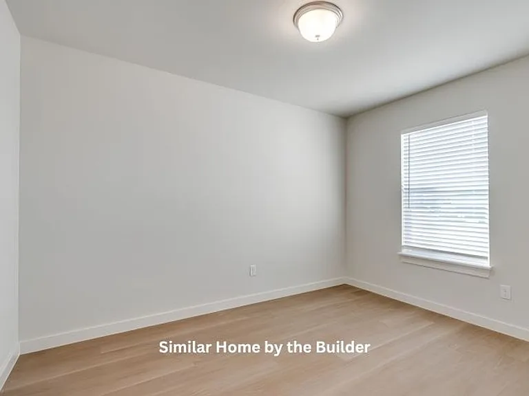 1616 Highland Loop — Photo 14
