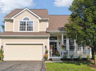 415 Court Ln, Howell, MI 48843