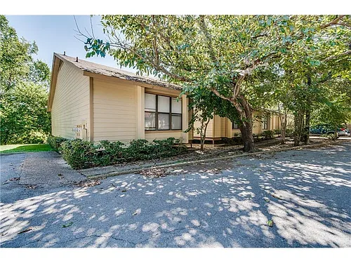 5107 Leralynn St Photo 1