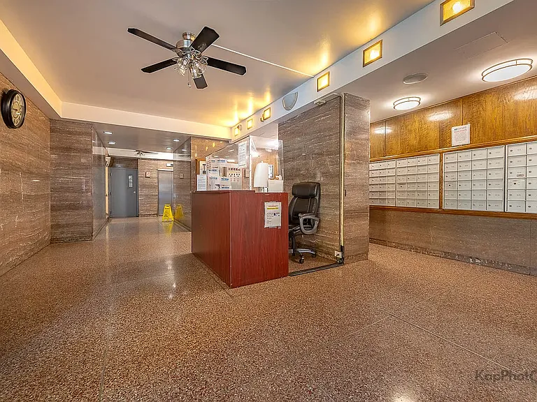7337 S South Shore Dr #902 — Photo 25