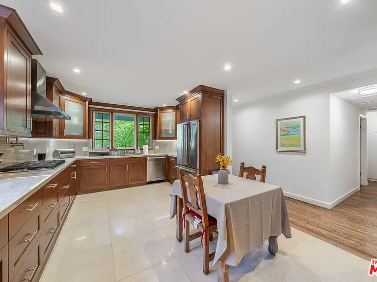 3771 Longview Valley Rd — Photo 34