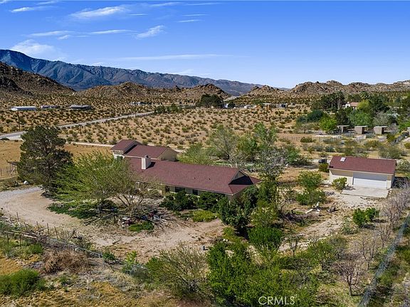 3rd image of 31212 Rabbit Springs Rd