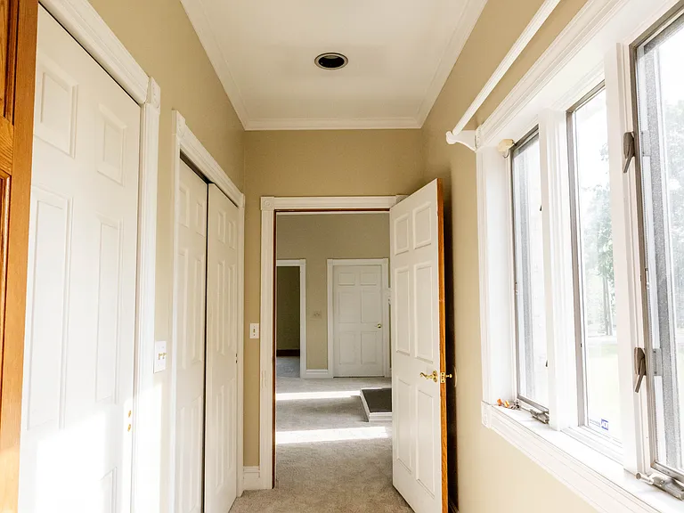 22 Serafin Pl — Photo 14